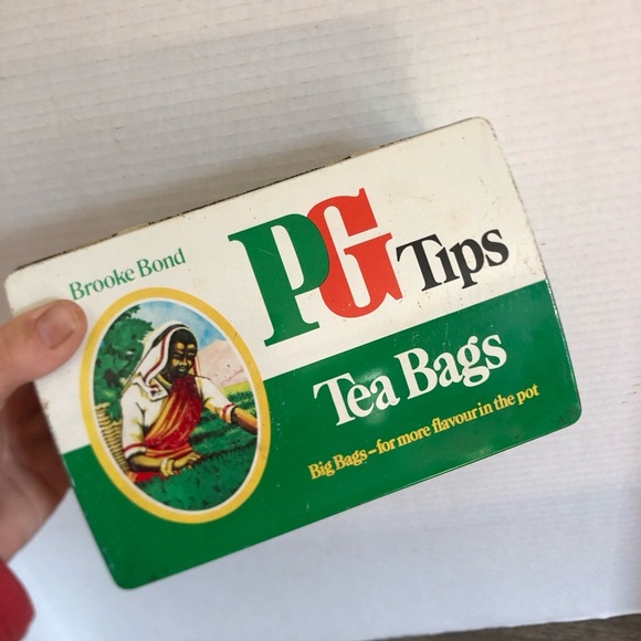 Vtg PG Tips Tea Bags Tin with Colourful Design - Picture 3 of 10